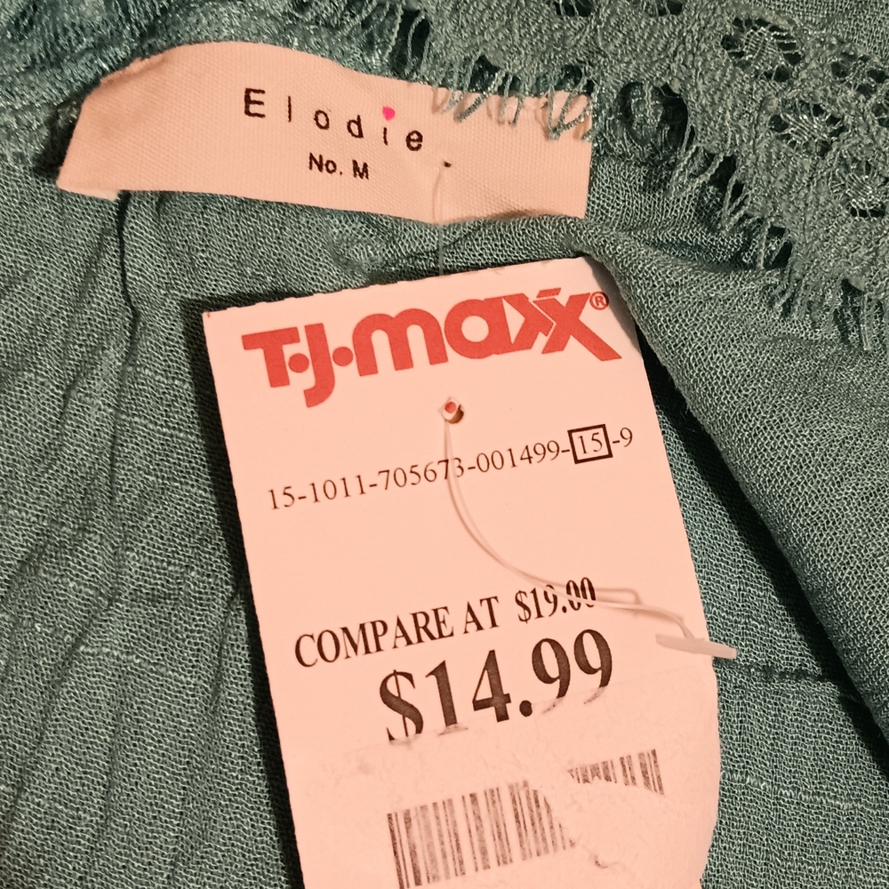 Elegant Lace Trim Women’s Top - Green - Picture 3 of 3